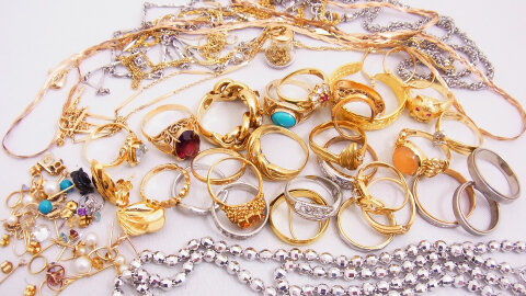 宝飾品の買取り